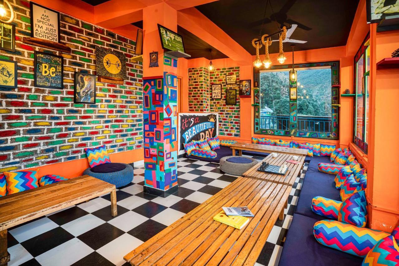 Flyaway Hostel מקלוד גאנג' מראה חיצוני תמונה