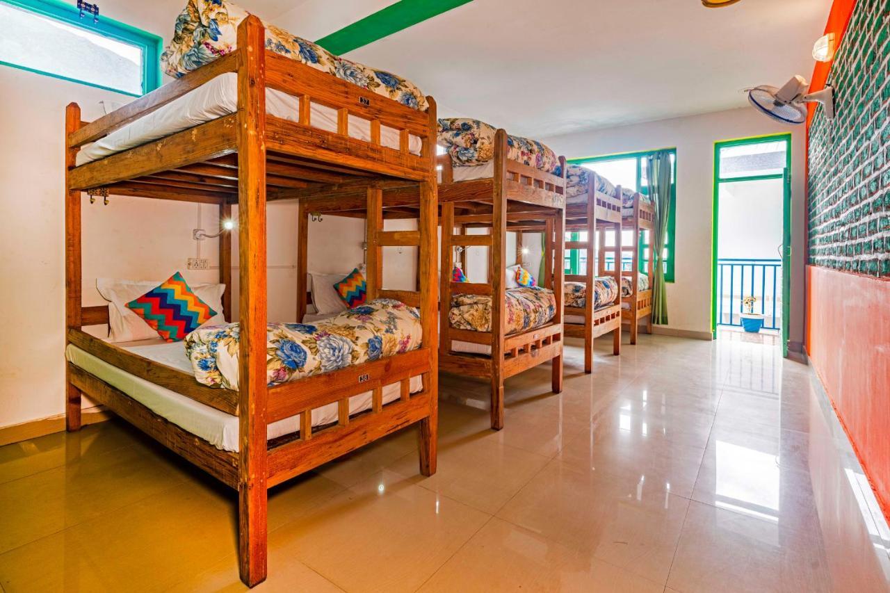 Flyaway Hostel מקלוד גאנג' מראה חיצוני תמונה